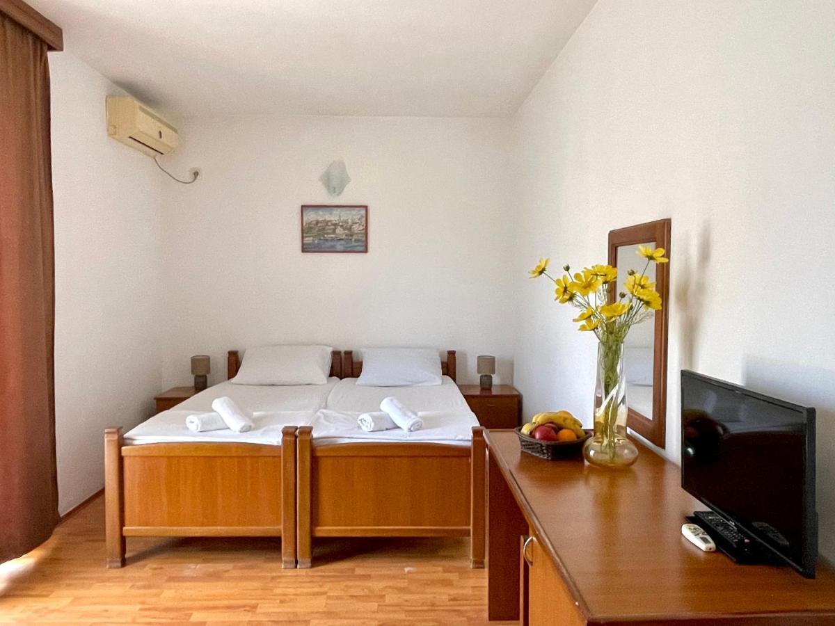 Villa Ns Velji Vinogradi Budva Eksteriør billede