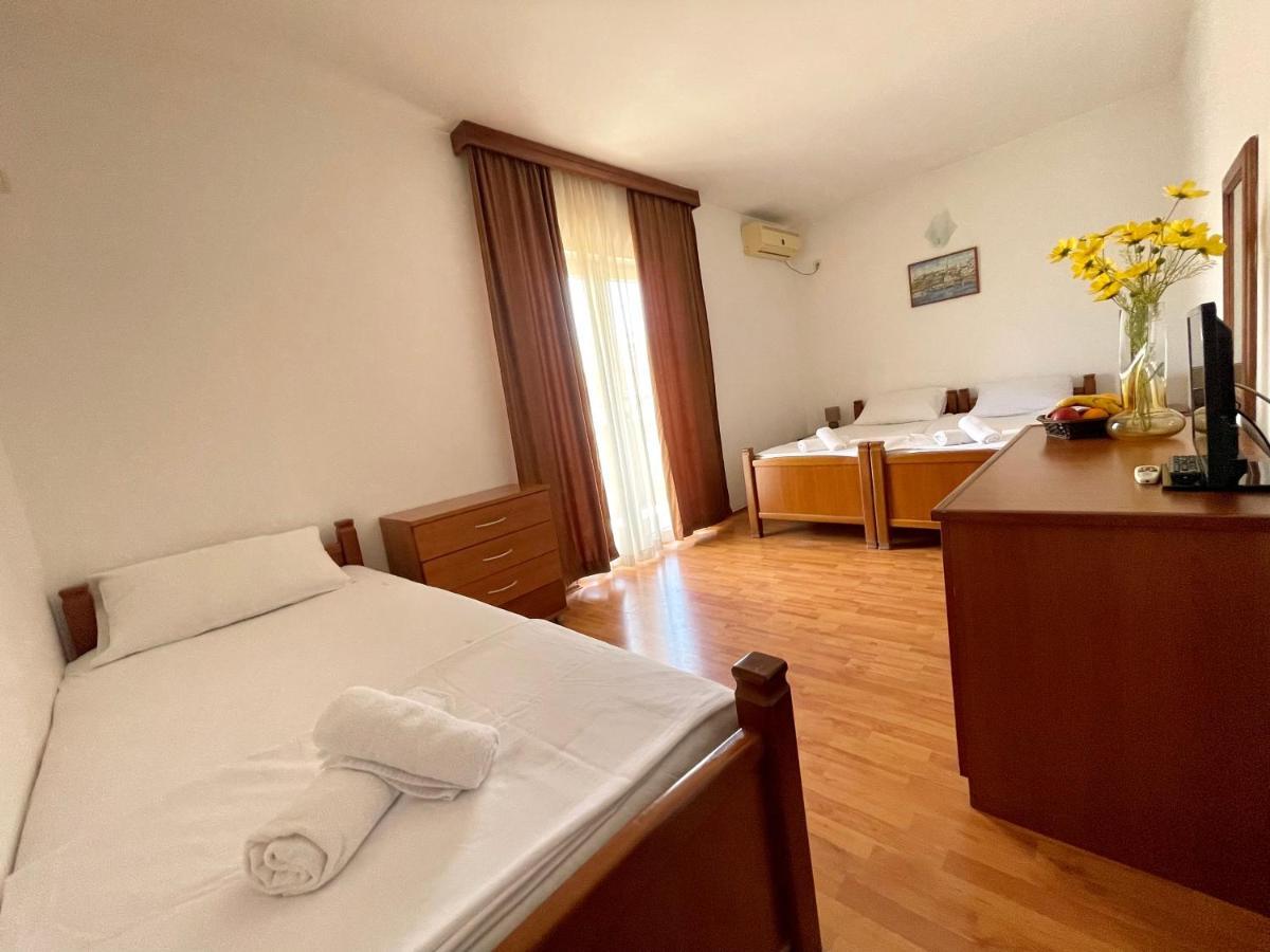 Villa Ns Velji Vinogradi Budva Eksteriør billede