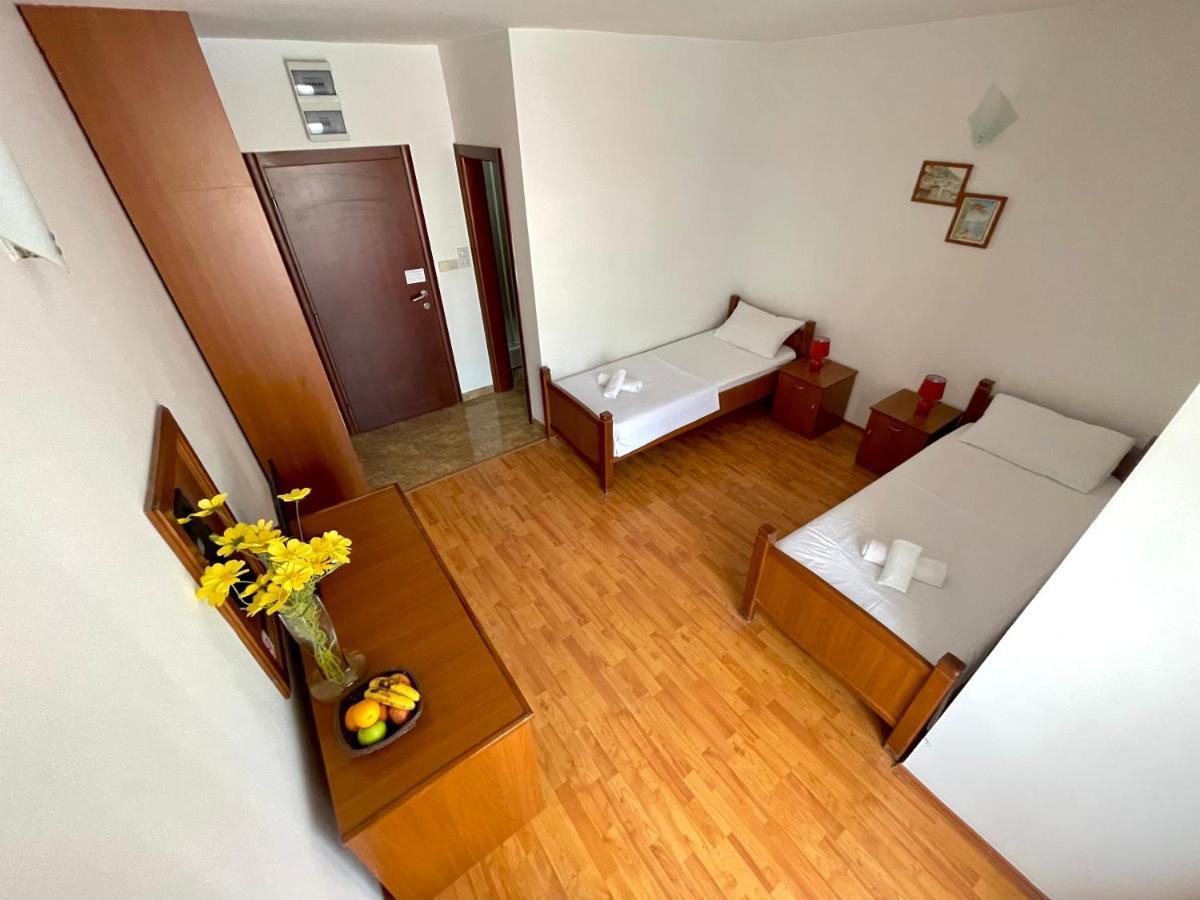 Villa Ns Velji Vinogradi Budva Eksteriør billede