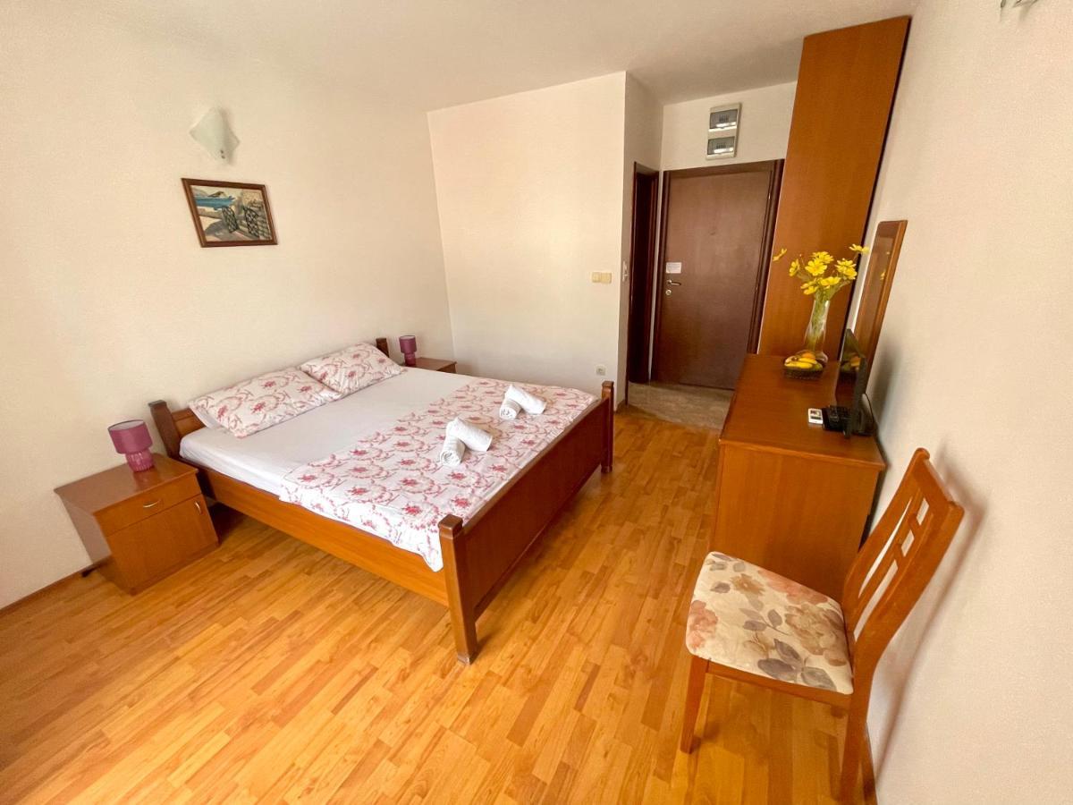Villa Ns Velji Vinogradi Budva Eksteriør billede