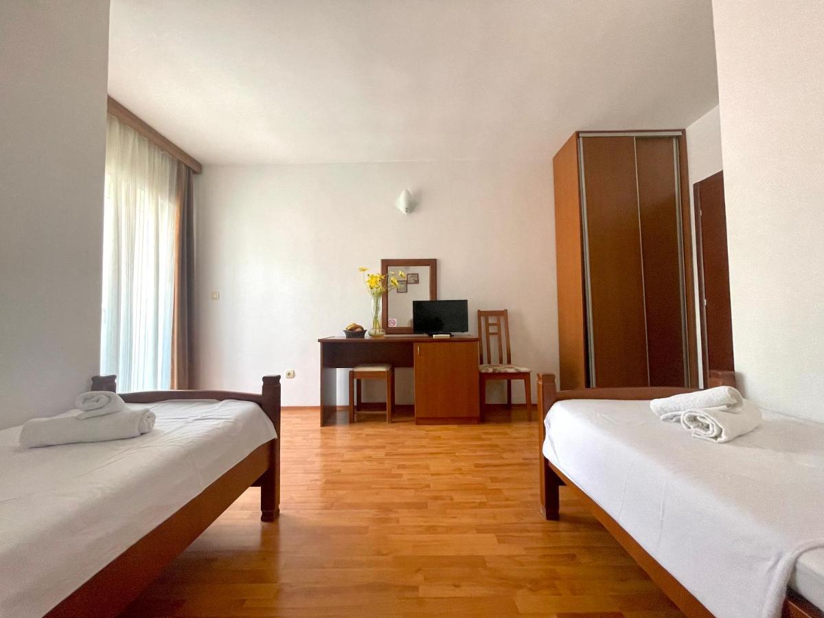 Villa Ns Velji Vinogradi Budva Eksteriør billede